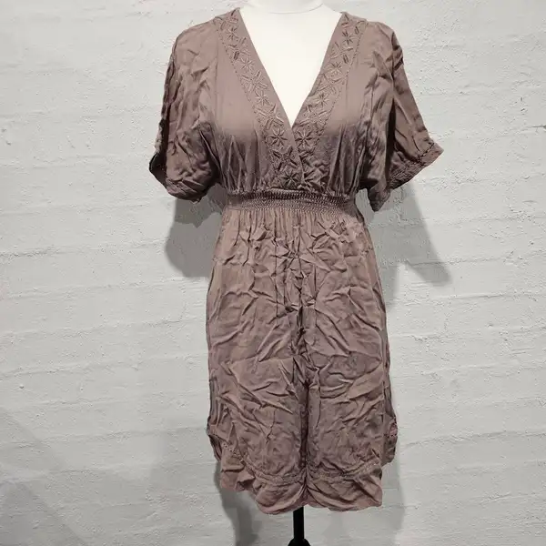 Just Jeans Brown Boho Embroidered V-Neck Mini Dress - Size 6 y2k fairy cottage