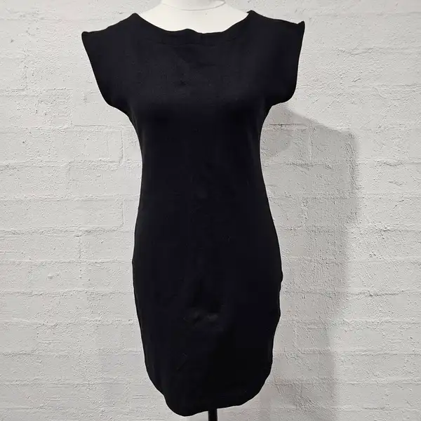 ZARA BASIC Cap Sleeve Bodycon Dress Size S Mini Boat Neck Cocktail LBD