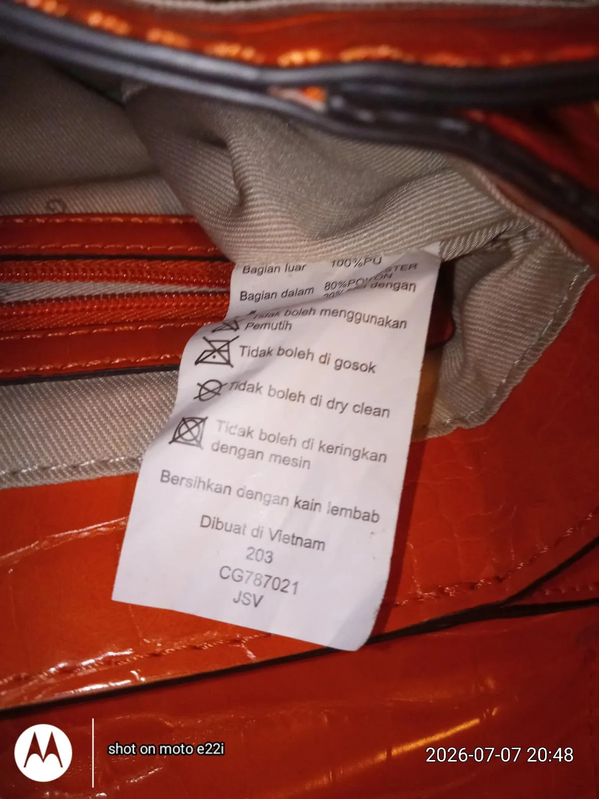Guess  orange  croc  Handbag — photo 3