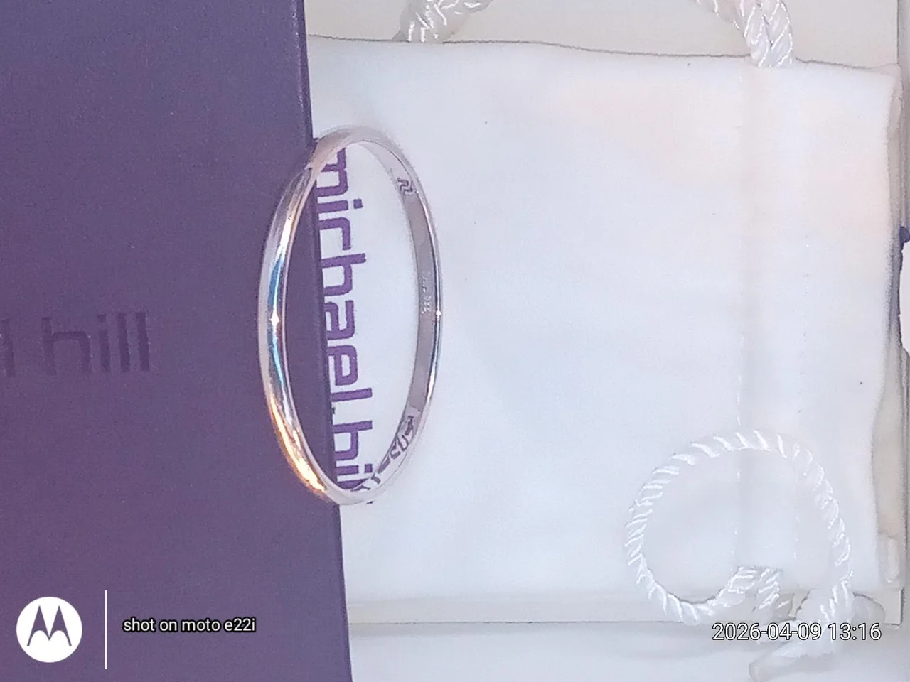 Michael Hill jeweller Bangle measures 44 mm — photo 2