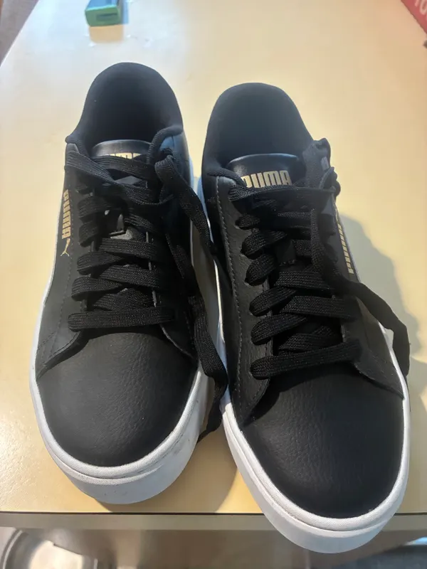 Puma sneakers