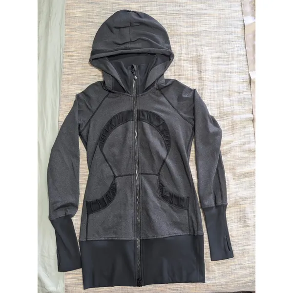 Lululemon grey extra-long, stretchy hoodie size 8