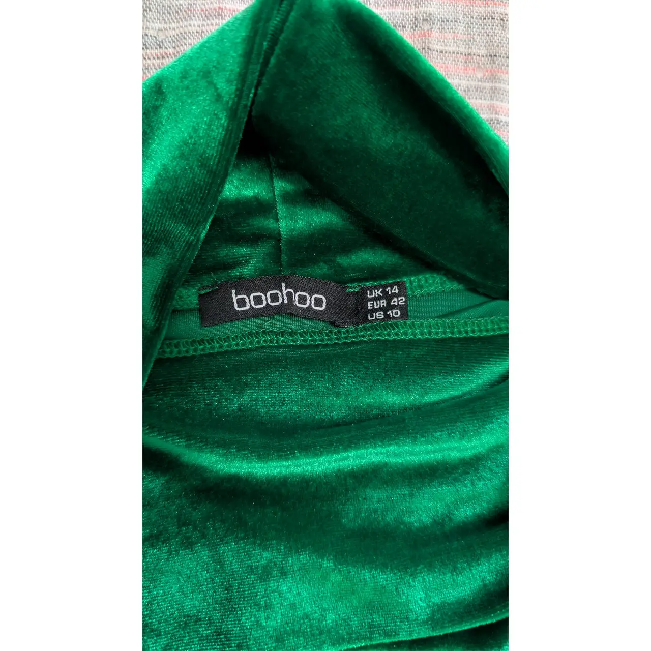 Green velvet mock turtleneck crop top size 10 – photo 6