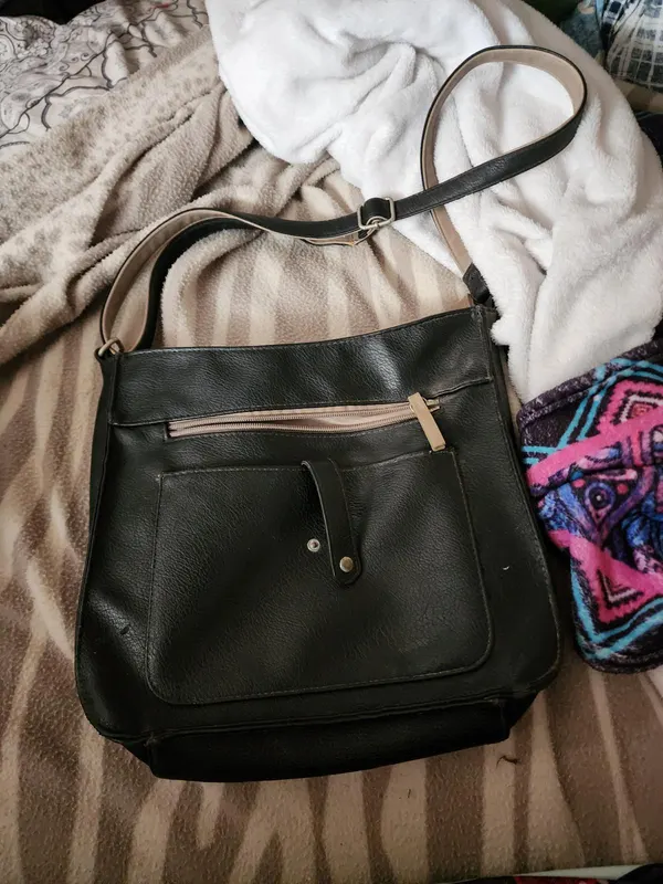 This lovely ladies handbag