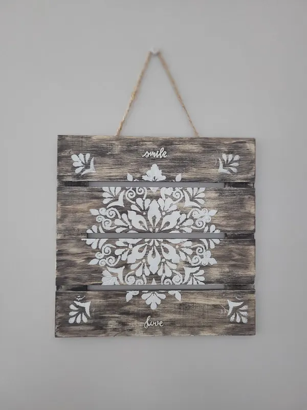 Rustic Farmhouse Wooden Wall Hanging 25cm Handmade Distressed Floral Smile Love