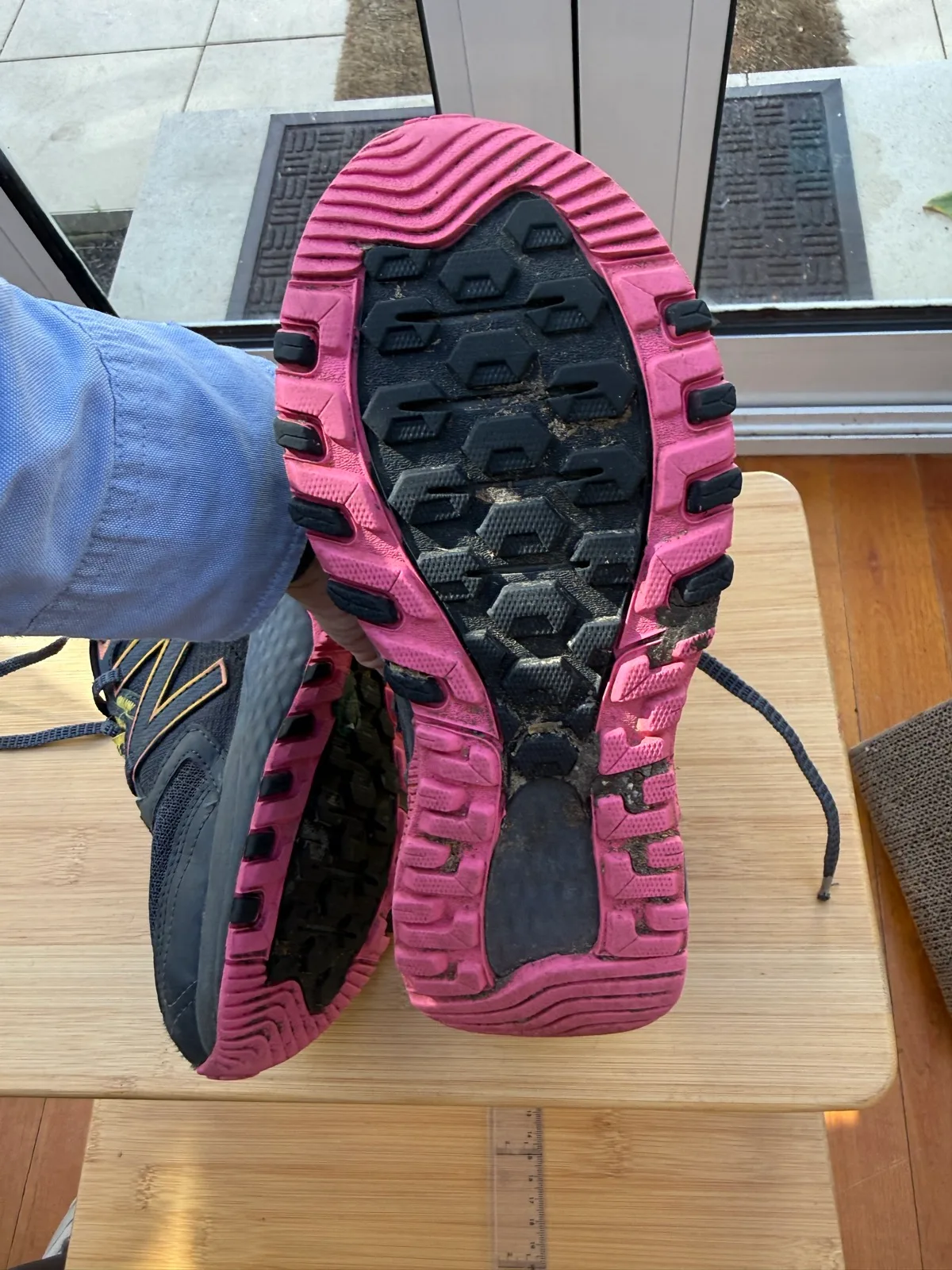 New Balance 410 Trail Shoes (Kids’/Youth) — photo 3