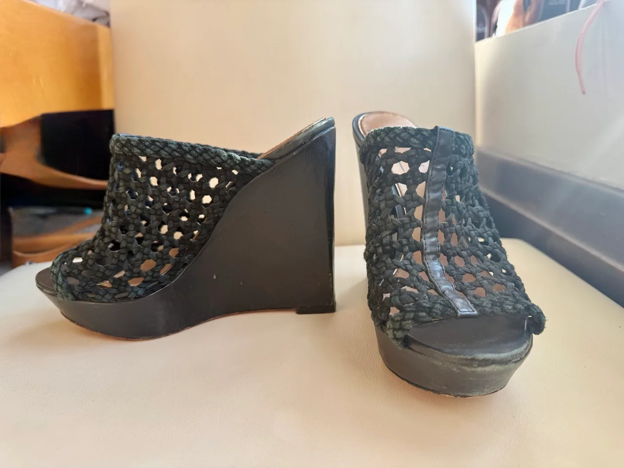 Black platform wedge leather woven mules- EU37.5 — photo 2