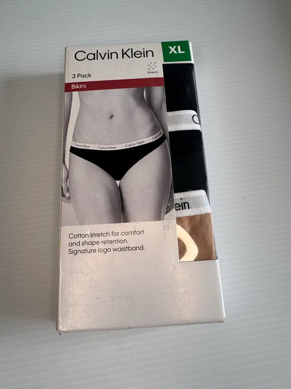 Calvin Klein Women’s Bikini Underwear 3 Pack – Size XL – BNIB