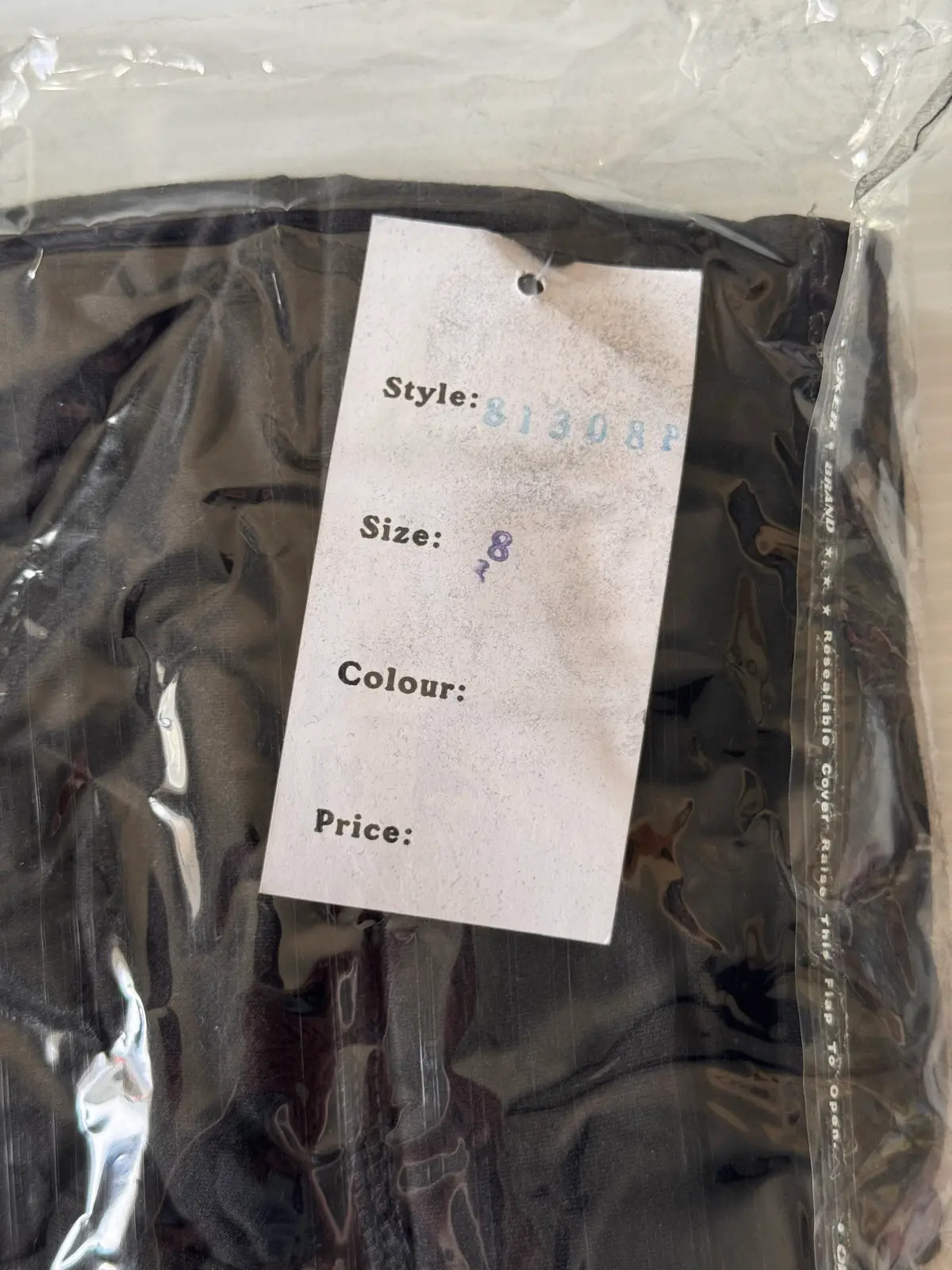 Bewish Black High Waisted Flared Yoga Pants Size 8 BNWT – photo 4