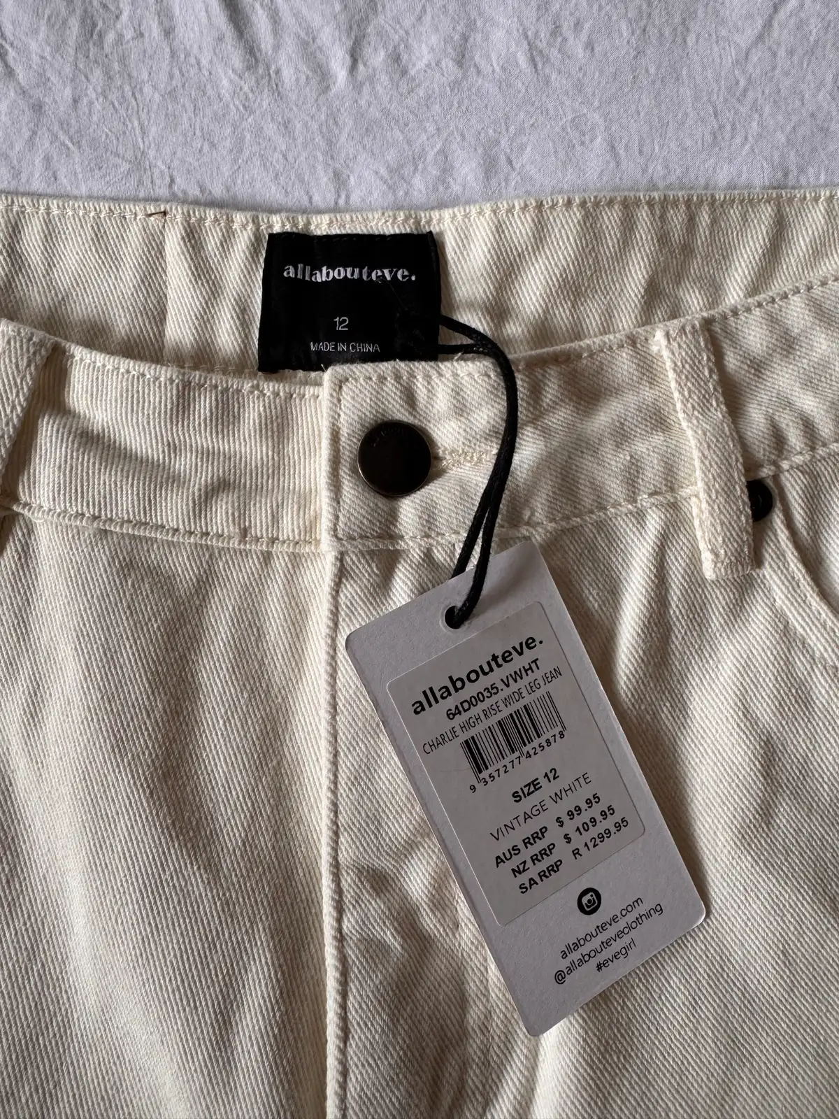All About Eve Charlie High Rise Wide Leg Jeans Vintage White Size 12 BNWT – photo 2