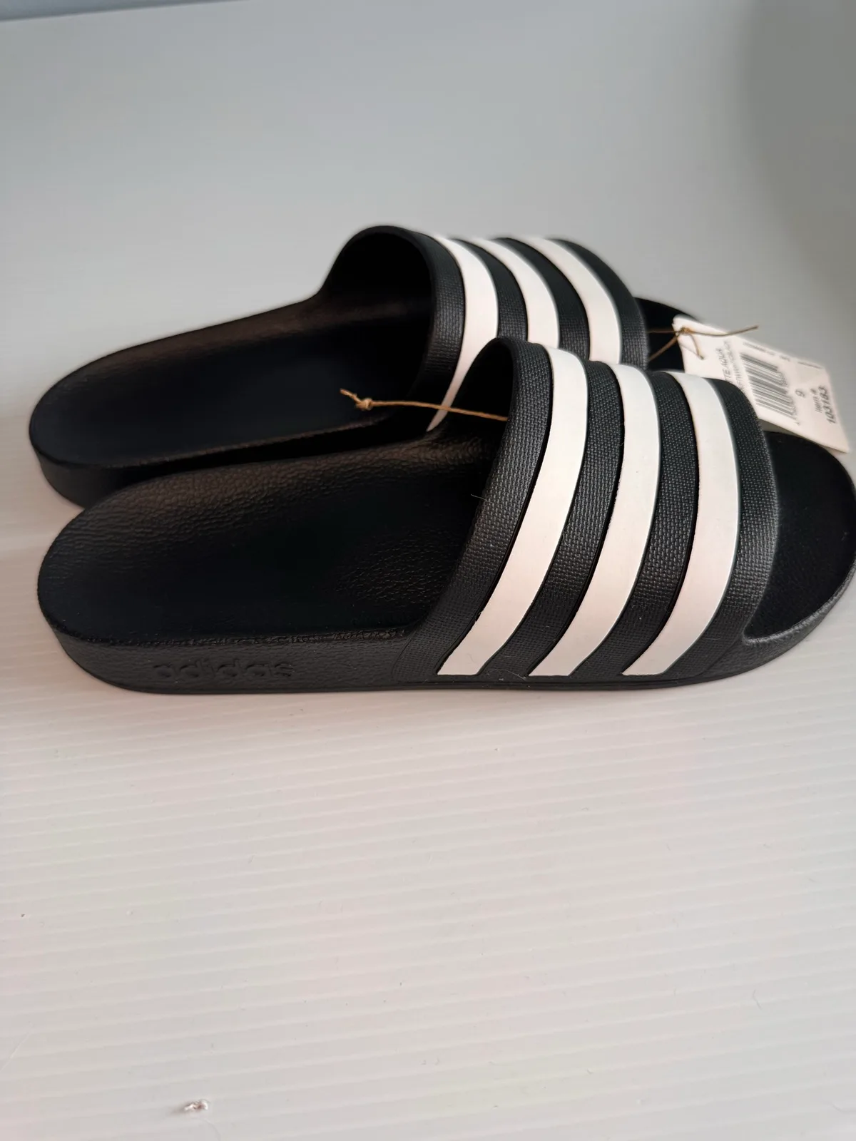 Adidas Adilette Aqua Slides Black White – UK 9 / EU 43 – BNWT – photo 3