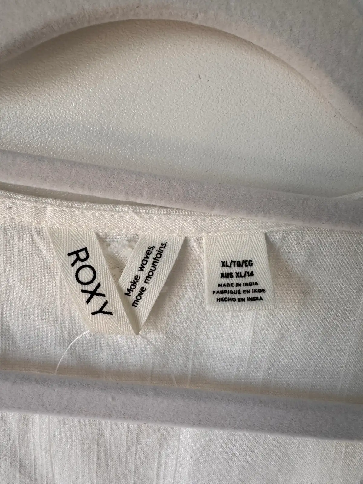Roxy Sun and Sand white wrap mini dress XL/14 BNWT – photo 4