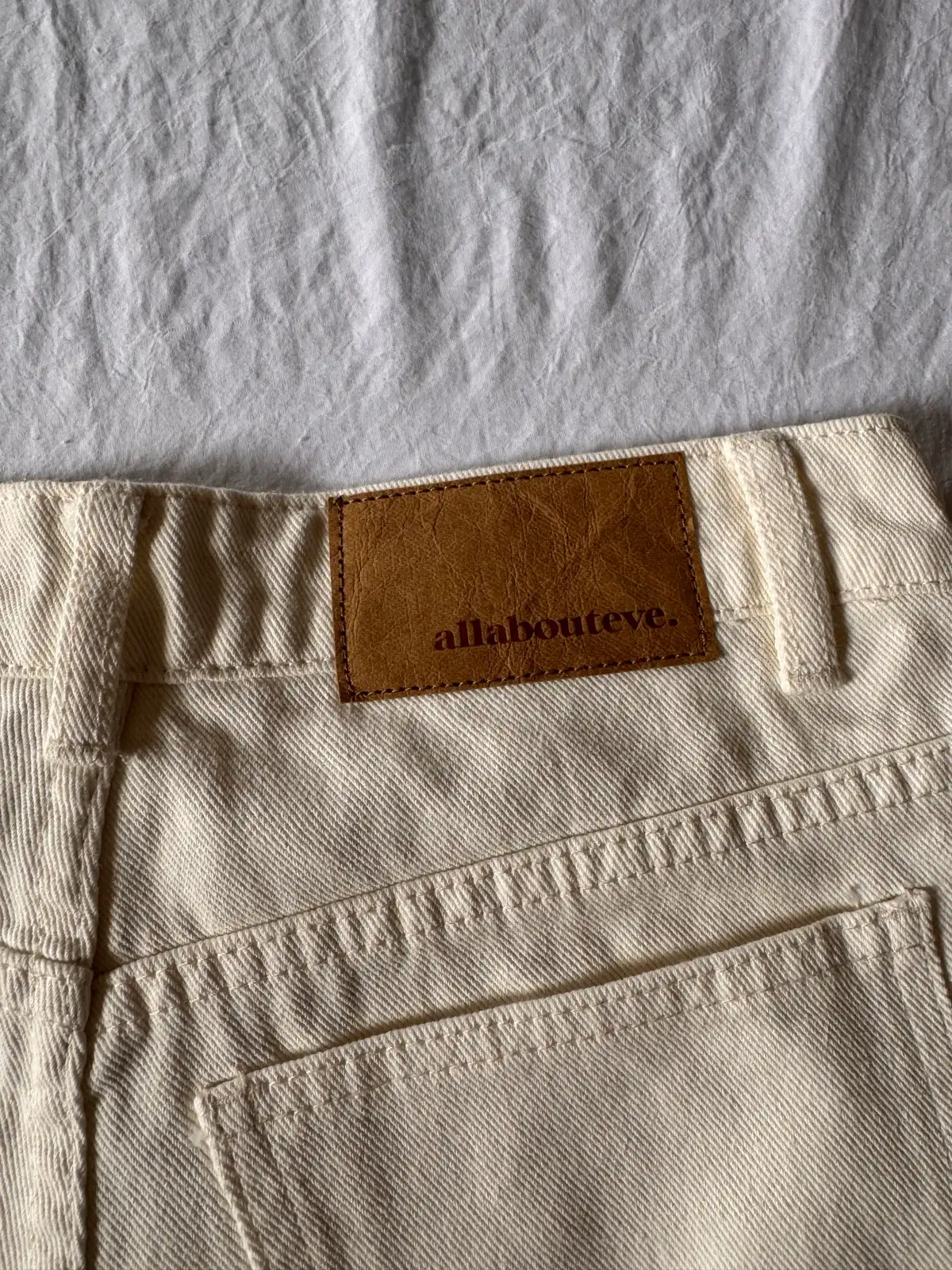 All About Eve Charlie High Rise Wide Leg Jeans Vintage White Size 12 BNWT – photo 5