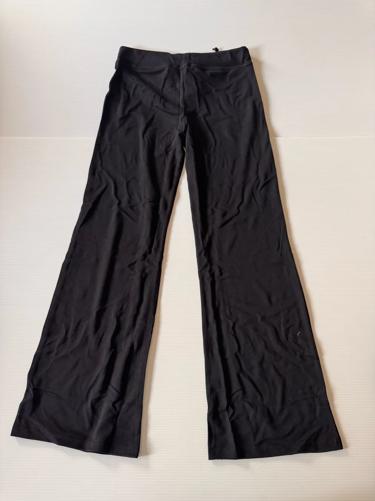 Bewish Black High Waisted Flared Yoga Pants Size 8 BNWT – photo 2