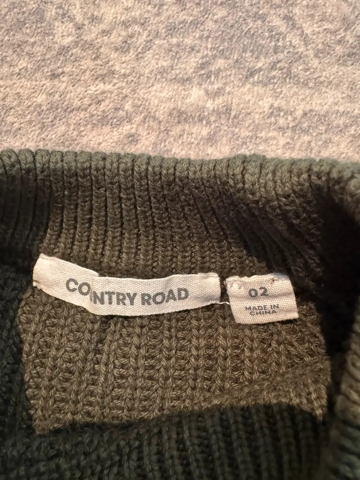 Country Road boys khaki green chunky knit jumper size 2 – photo 3