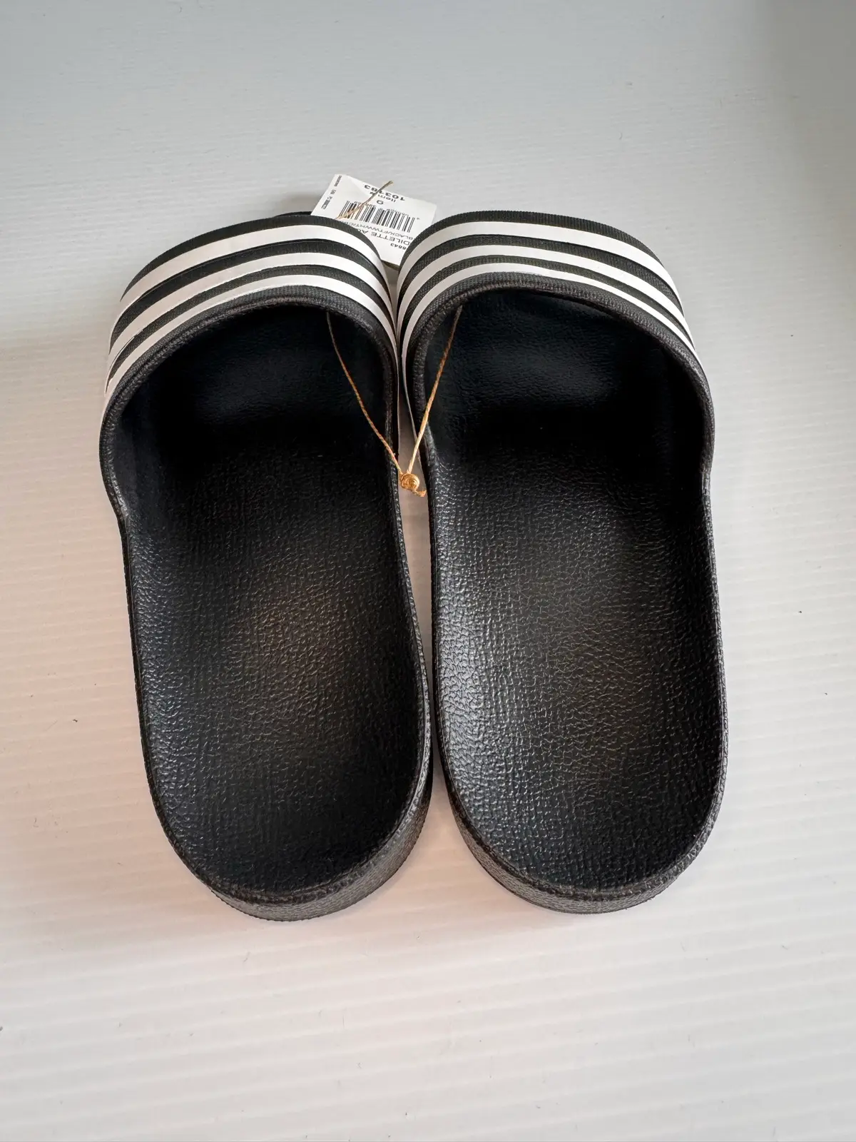 Adidas Adilette Aqua Slides Black White – UK 9 / EU 43 – BNWT – photo 4
