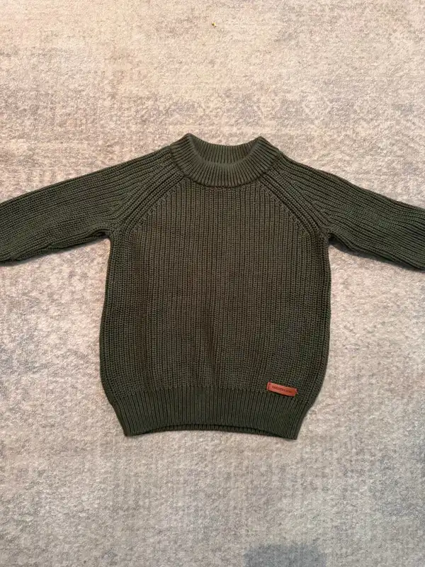 Country Road boys khaki green chunky knit jumper size 2