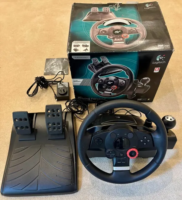 Logitech Driving Force GT for PS3 complete in box