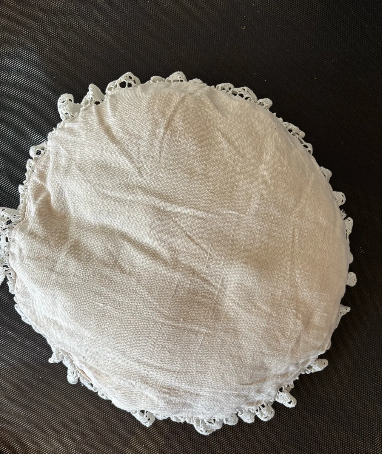 Pure Linen hand cross stitched embroidered round cushion lace trim — photo 2