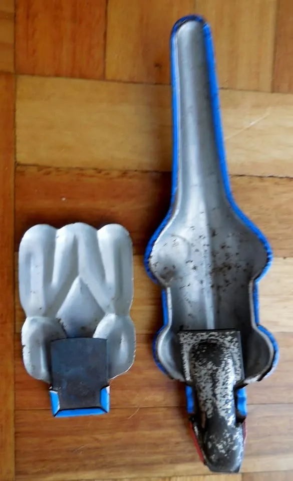 2 x Vintage Tin toys Noisemaker Clicker 1960s Metal Frog and Crocodile — photo 2