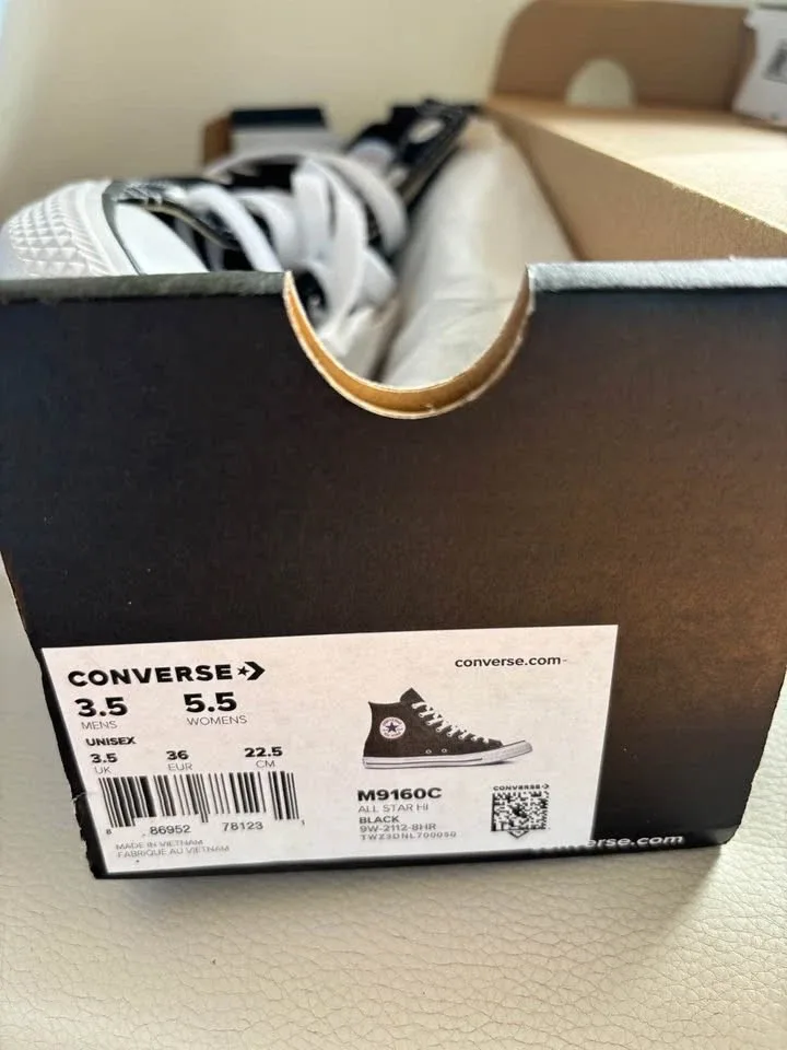 Converse All Stars Black high top unisex shoes size 5 Australia new in box — photo 2