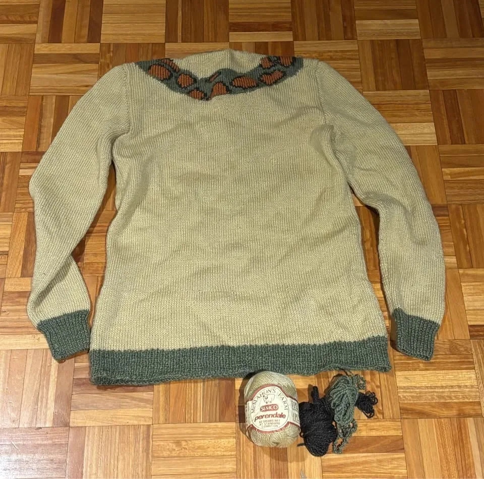 Vintage 1983 Size 10 - 12 pure wool python snake picture hand knit original — photo 3