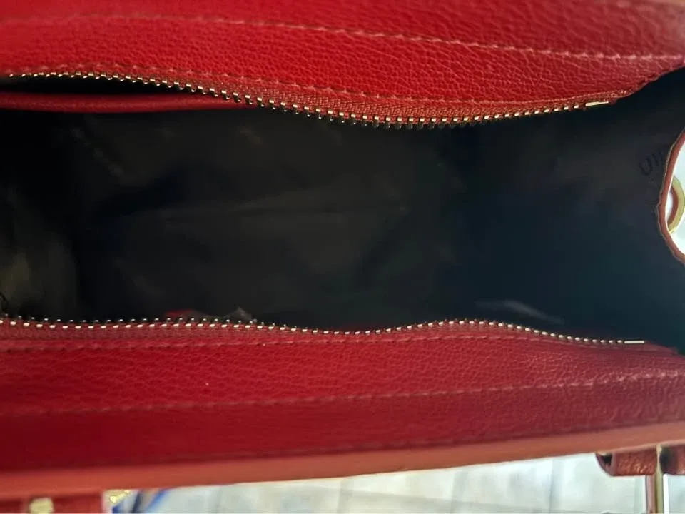 Pierre Cardin red leather handbag cross body bag NEW — photo 2