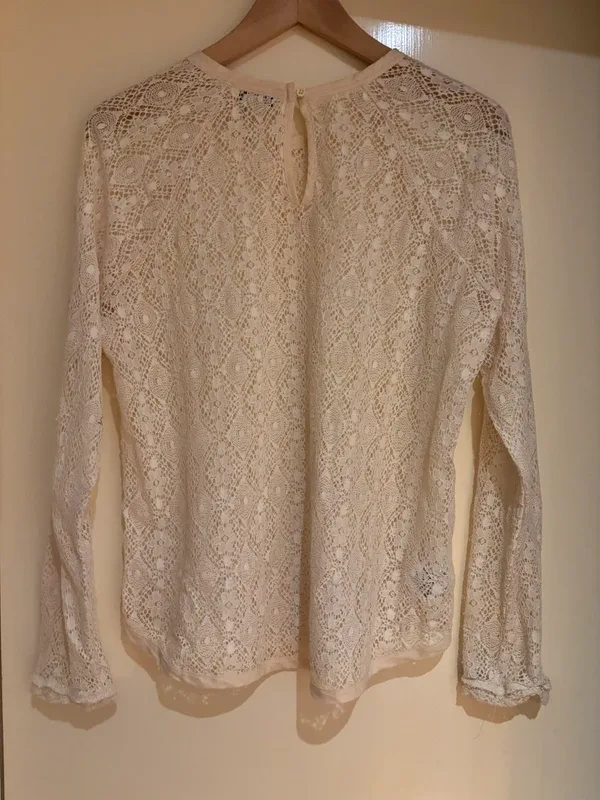 Country Road women’s lace cream long sleeve going out top size small size 10 — photo 2