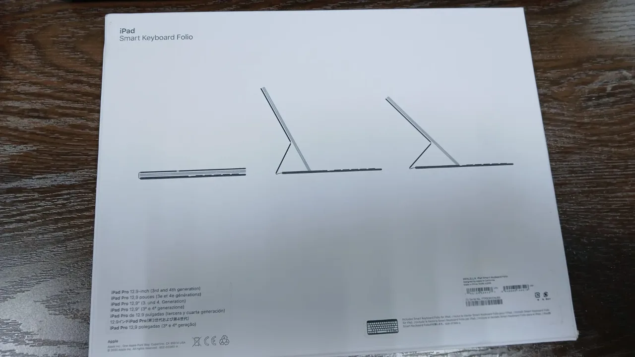 Apple iPad Pro 12.9" Smart Keyboard Folio MXNL2LL/A - Black – photo 4