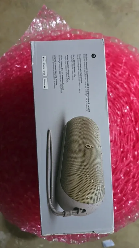 Beats Pill Portable Wireless Bluetooth Speaker (MW463LL/A) - Champagne Gold – photo 2