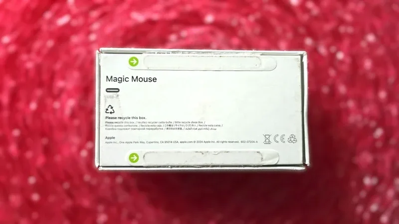 Apple Magic Mouse 4 Multi-Touch Surface (USB‑C) Wireless (MXK63AM/A) - Black – photo 3