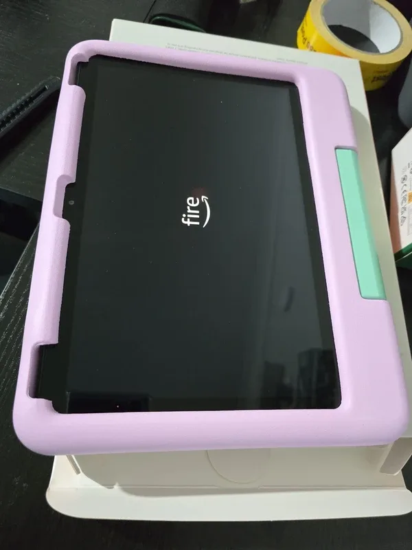 Amazon Fire HD 10 Kids 10.1" Tablet - 32GB Wi-Fi - Pink – photo 2