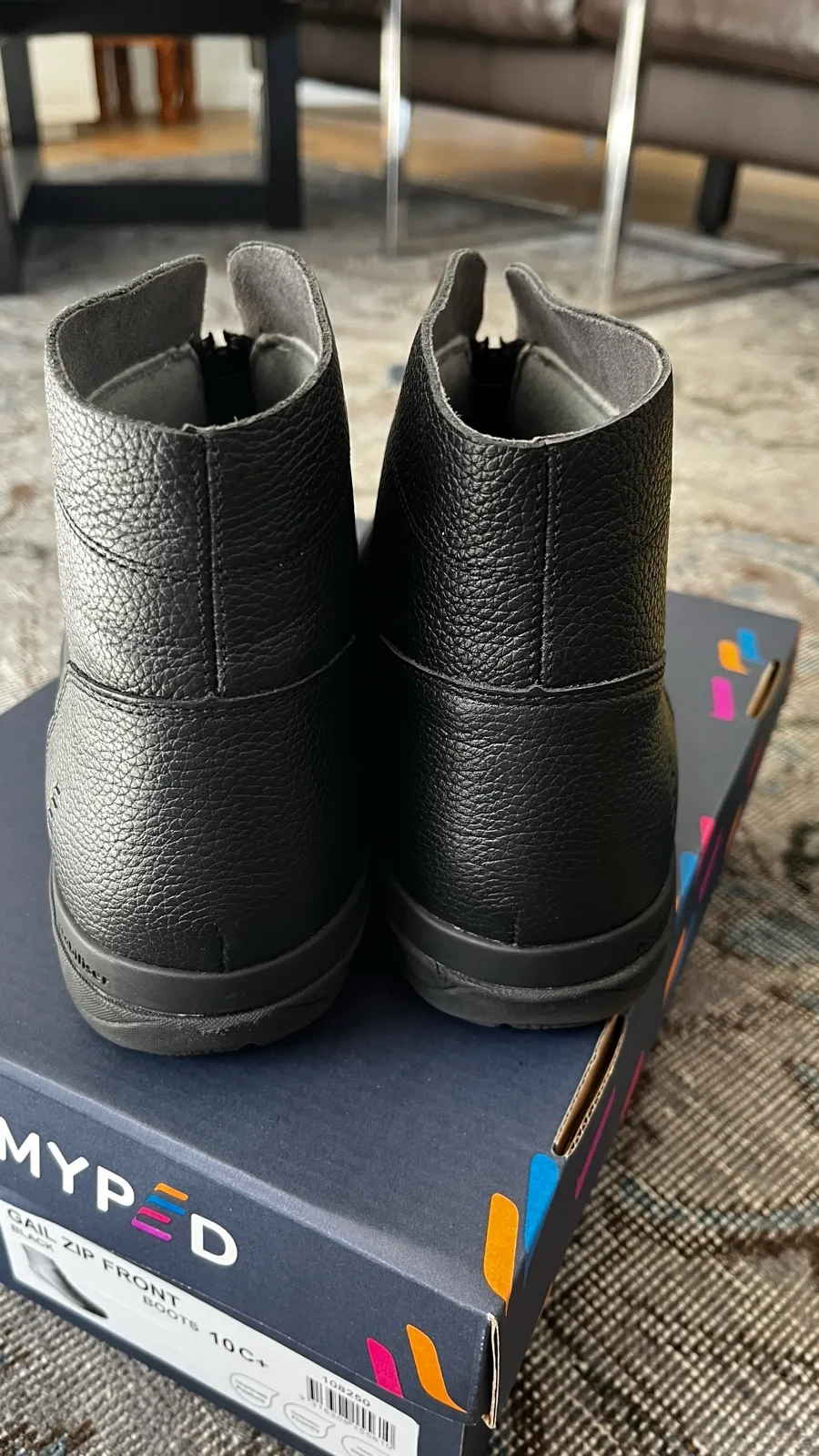 Homyped Gail Boots Size 10 — photo 9