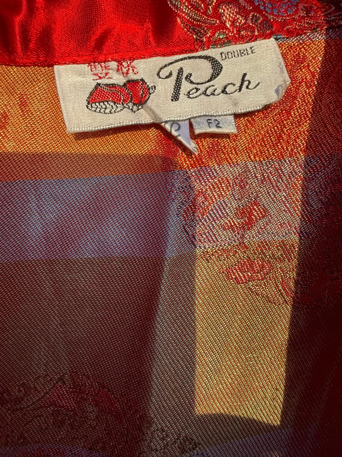 Vintage Double Peach 100% Silk Chinese Brocade Kimono Robe Dressing Gown Red Gol — photo 3