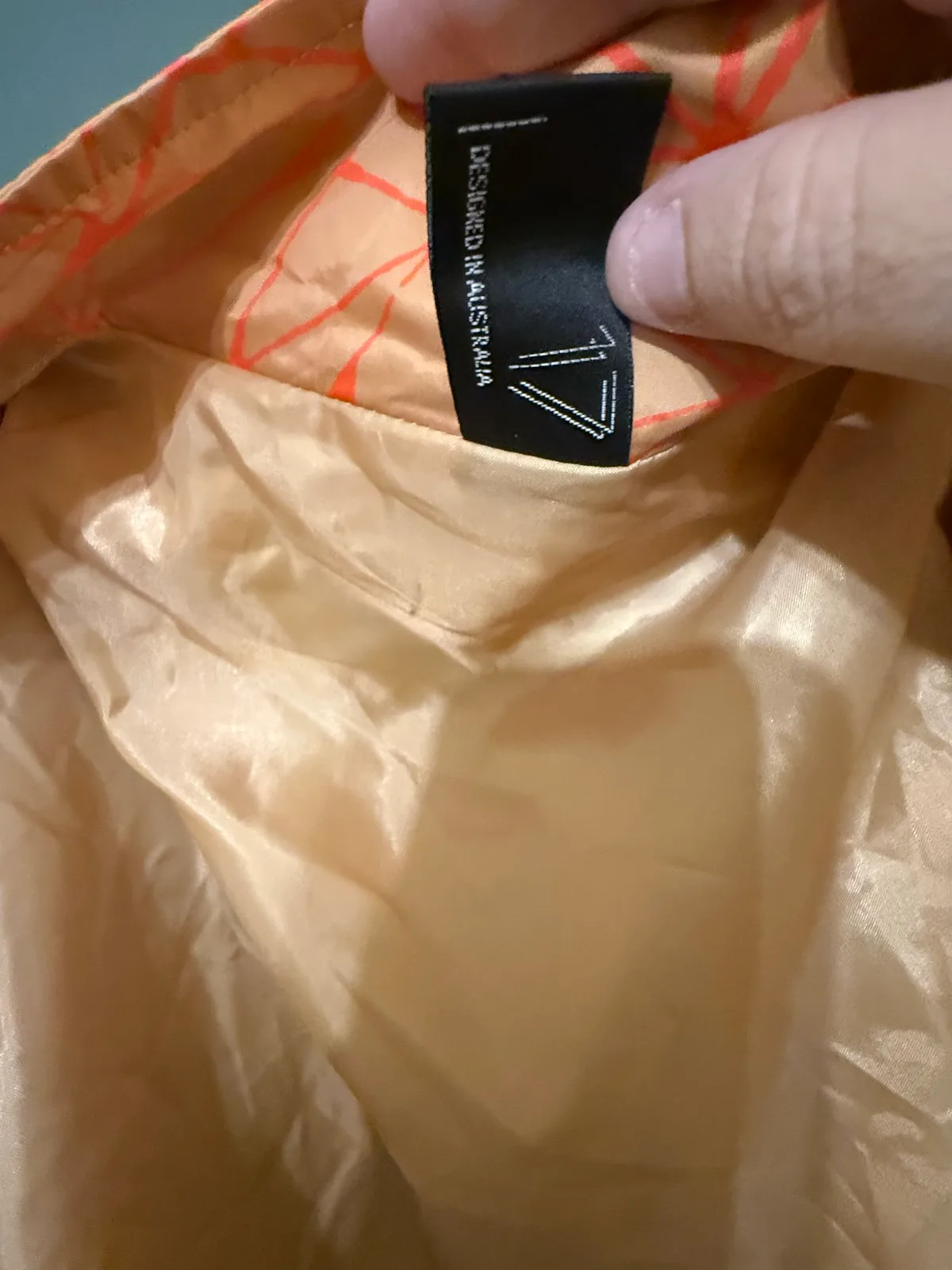 Coat – photo 3