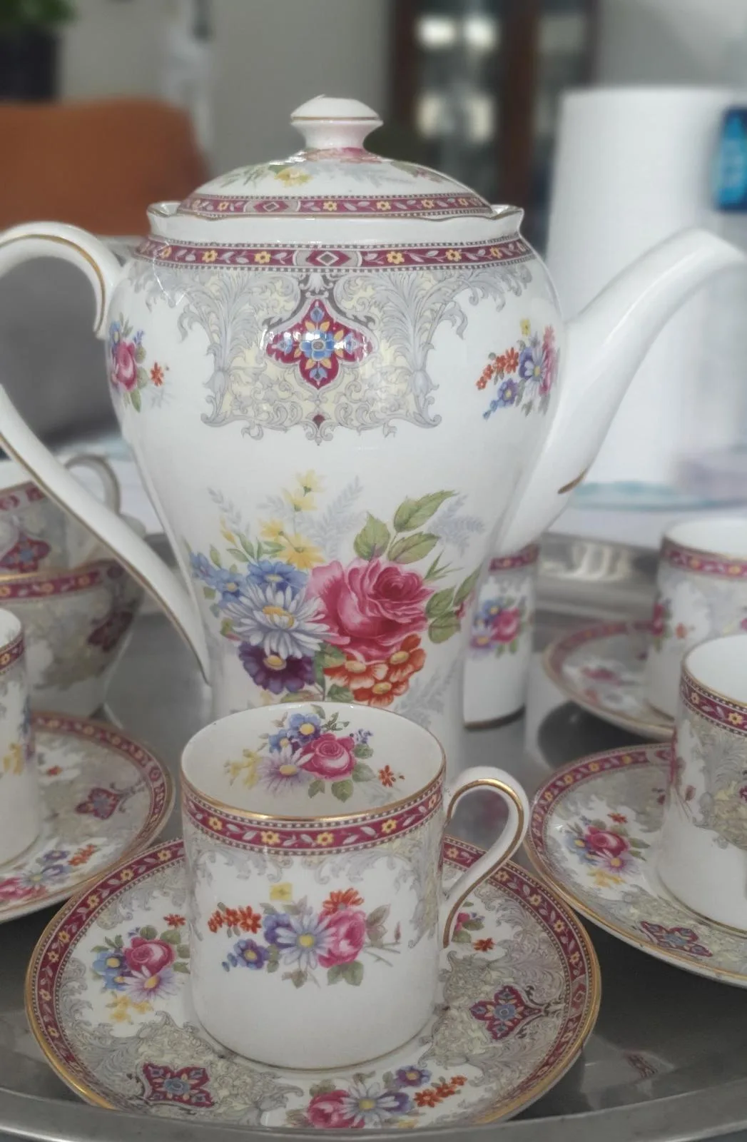 Vintage Shelley "Georgian Red" Fine Bone China Tea Set – 15 Pieces – Mint Condit — photo 2