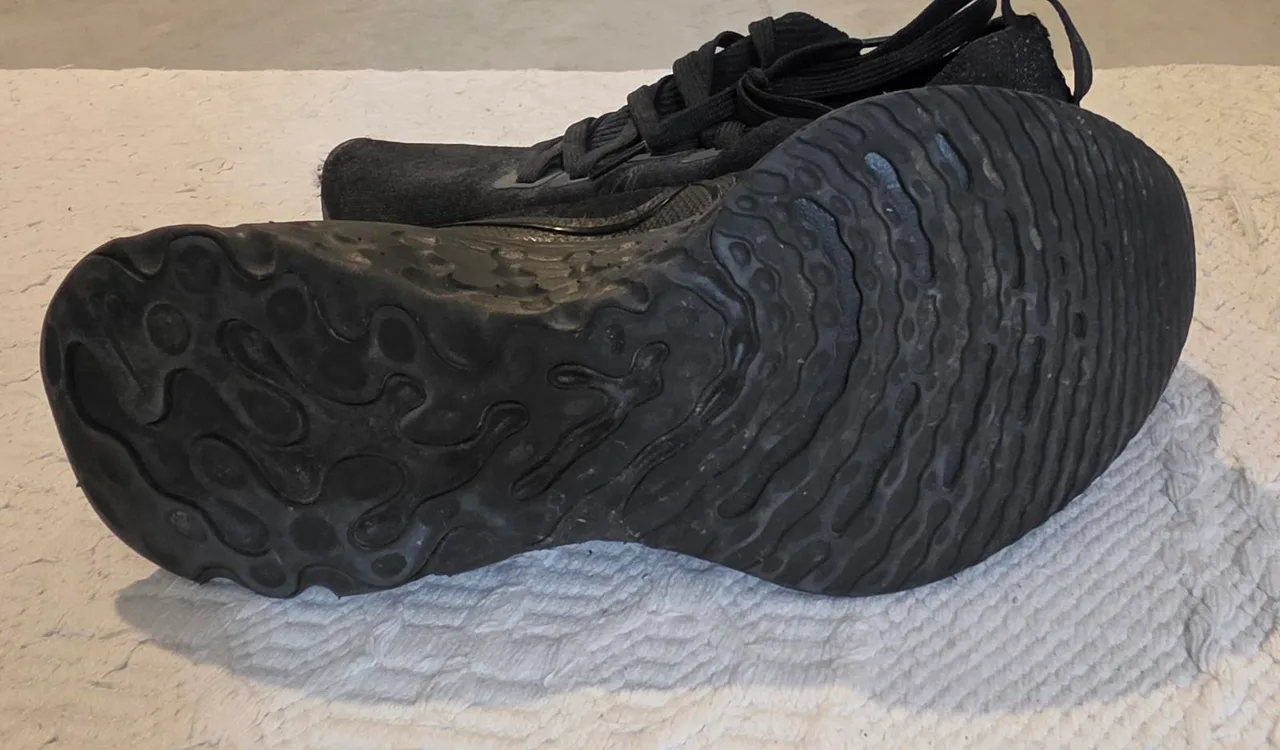 Nike React Infinity running shoes — photo 4