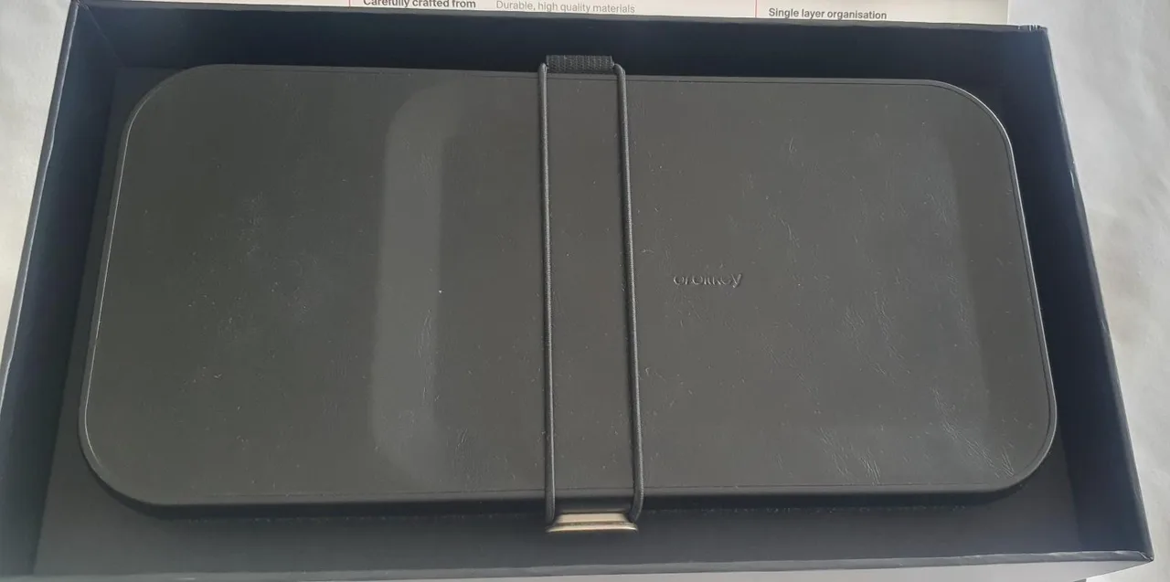 Orbitkey Nest – Black Leather Desk Organiser with Wireless Charger – BRAND NEW I — photo 4