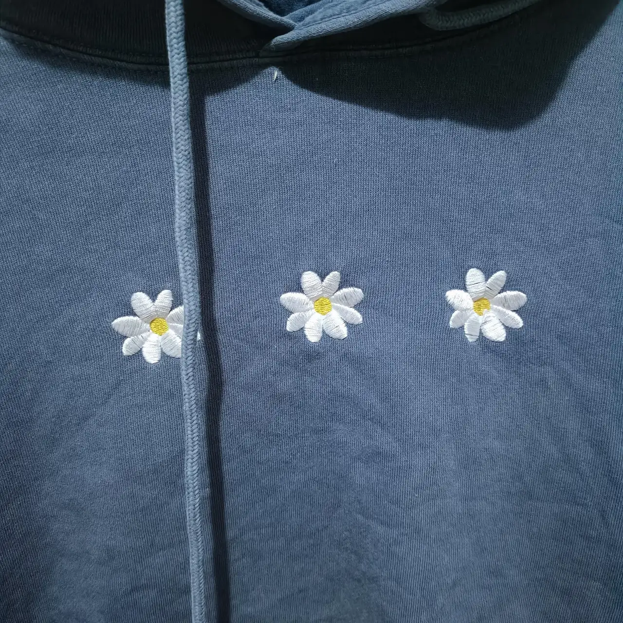 Ghanda Size 10 Embroided Flower Jumper Blue Floral Hoodie – photo 2