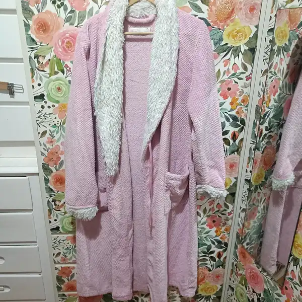 Peter Alexander Dressing Gown S Small Pink Fluffy Robe Preowned No Belt Included