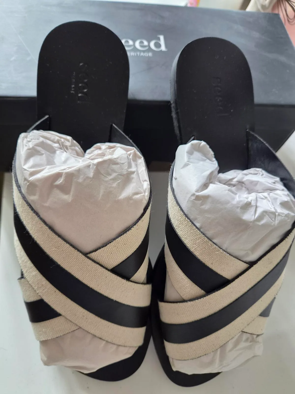 Crossover slide sandals – photo 4