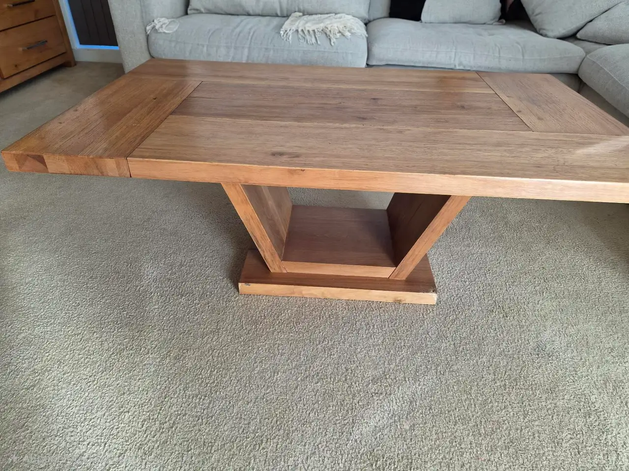 Solid wood coffee table – photo 2