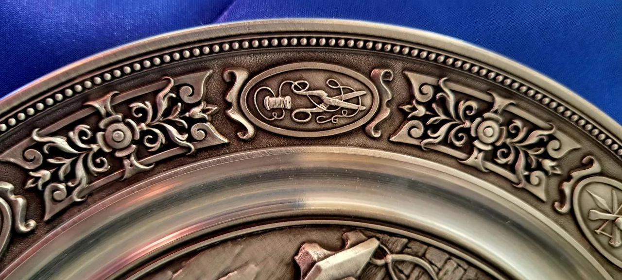German Pewter collectors plates — photo 8