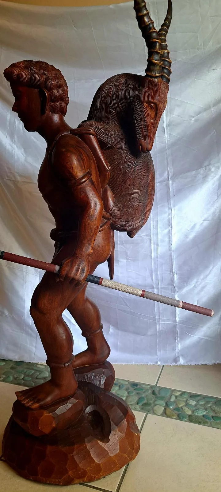 Statue. Igorot Hunter. — photo 6
