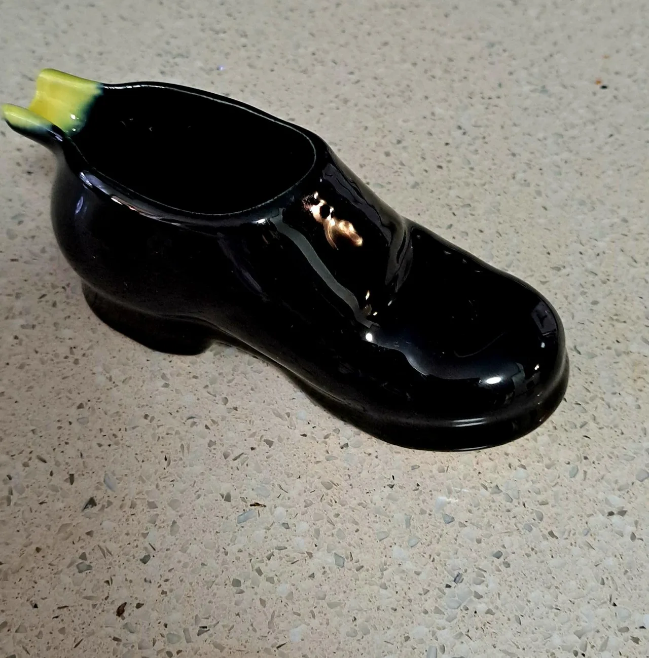Ashtrays x 2. Boot , Shoe — photo 3
