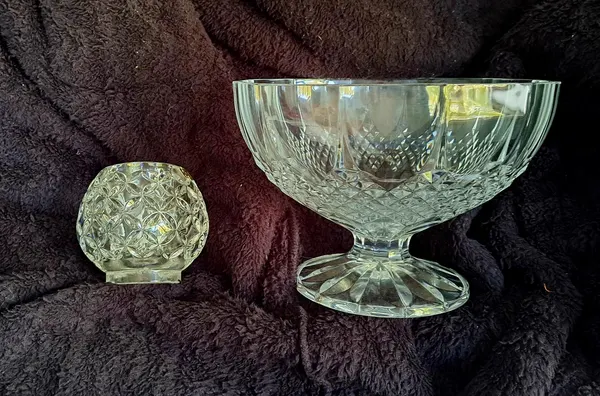 Tea light and bowl