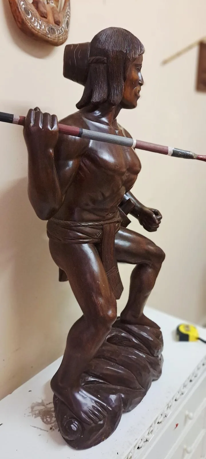 Statue. Phillipines hunter — photo 5