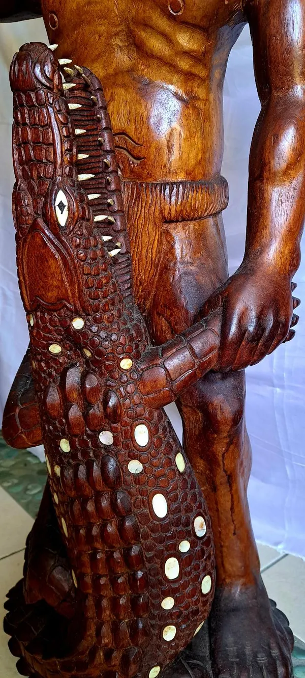 Statue. PNG . Croc Man