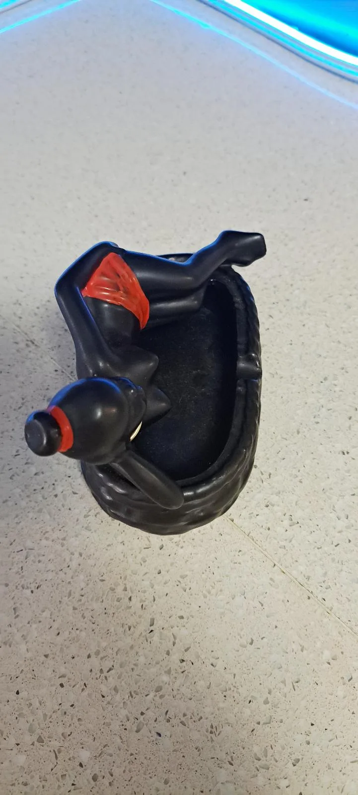 Lady Ashtray — photo 4