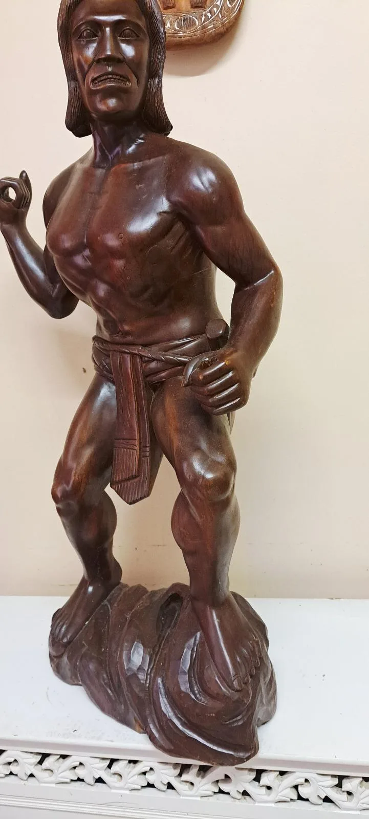 Statue. Phillipines hunter — photo 3